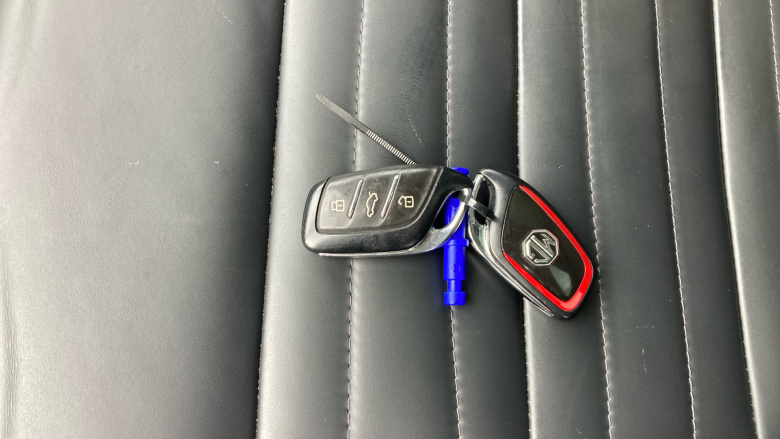 MG Hs 1.5 T-GDI Exclusive 5dr DCT Petrol Hatchback